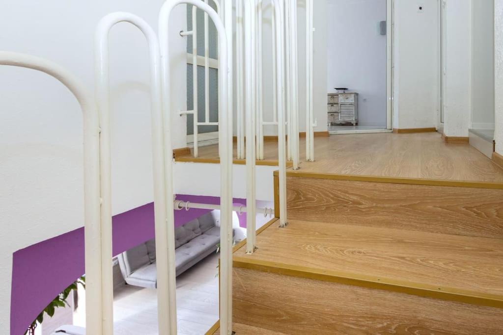 Sunny 2-Bedroom Maisonette Varna & Parking Buitenkant foto