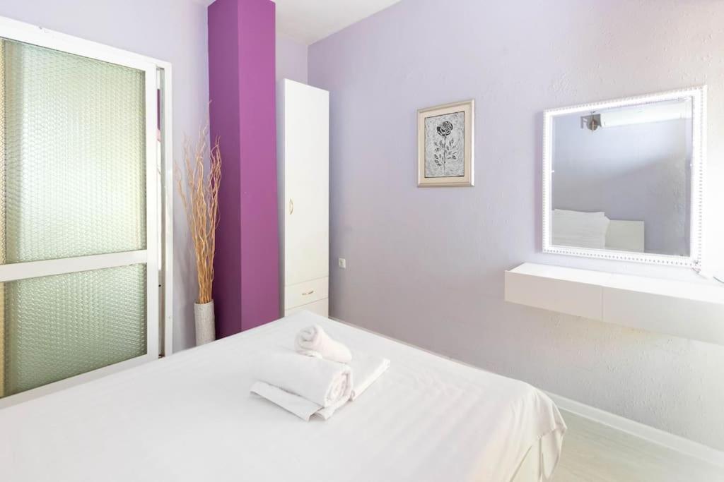 Sunny 2-Bedroom Maisonette Varna & Parking Buitenkant foto